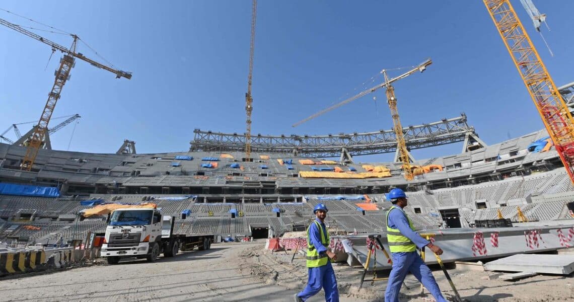 Des ouvriers sur les chantiers qataris en 2019.
